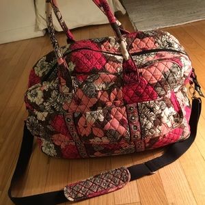 Vera Bradley Travel Weekender